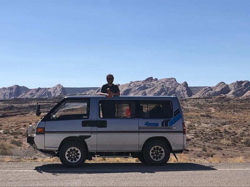1990 Mitsubishi Delica